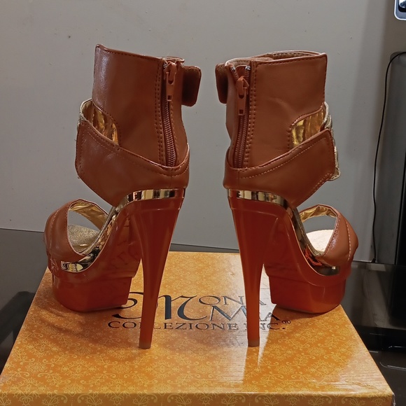 Mona Mia Collezione Emiliana Color:Tan Sizes: 5,.9,&10 - Picture 4 of 4